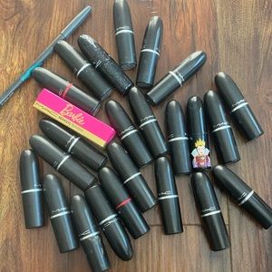 MAC ✨ lipstick bundle